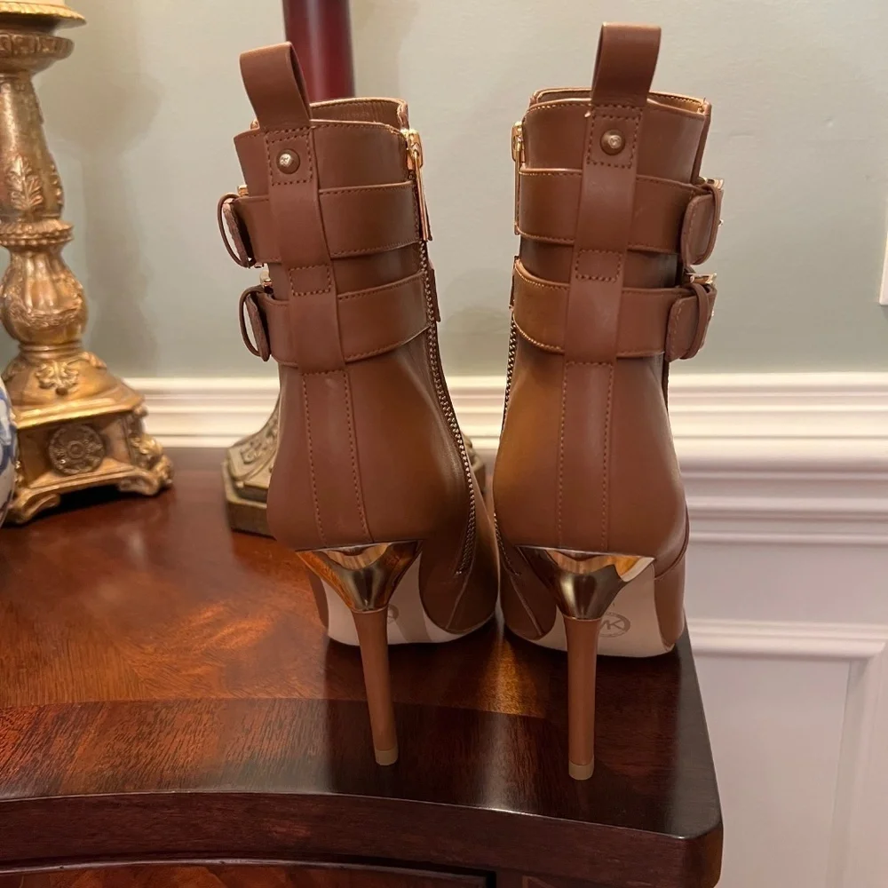 EUC Michael Kors Amal Luggage Brown Leather Stiletto Ankle Bootie Boots Size 7.5 - Picture 6 of 9